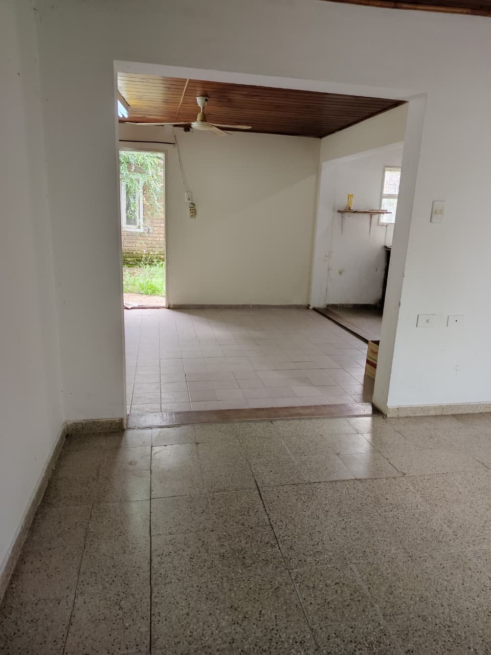 Imagen de la propiedad CASA ESQUINA EN VENTA - PARANA