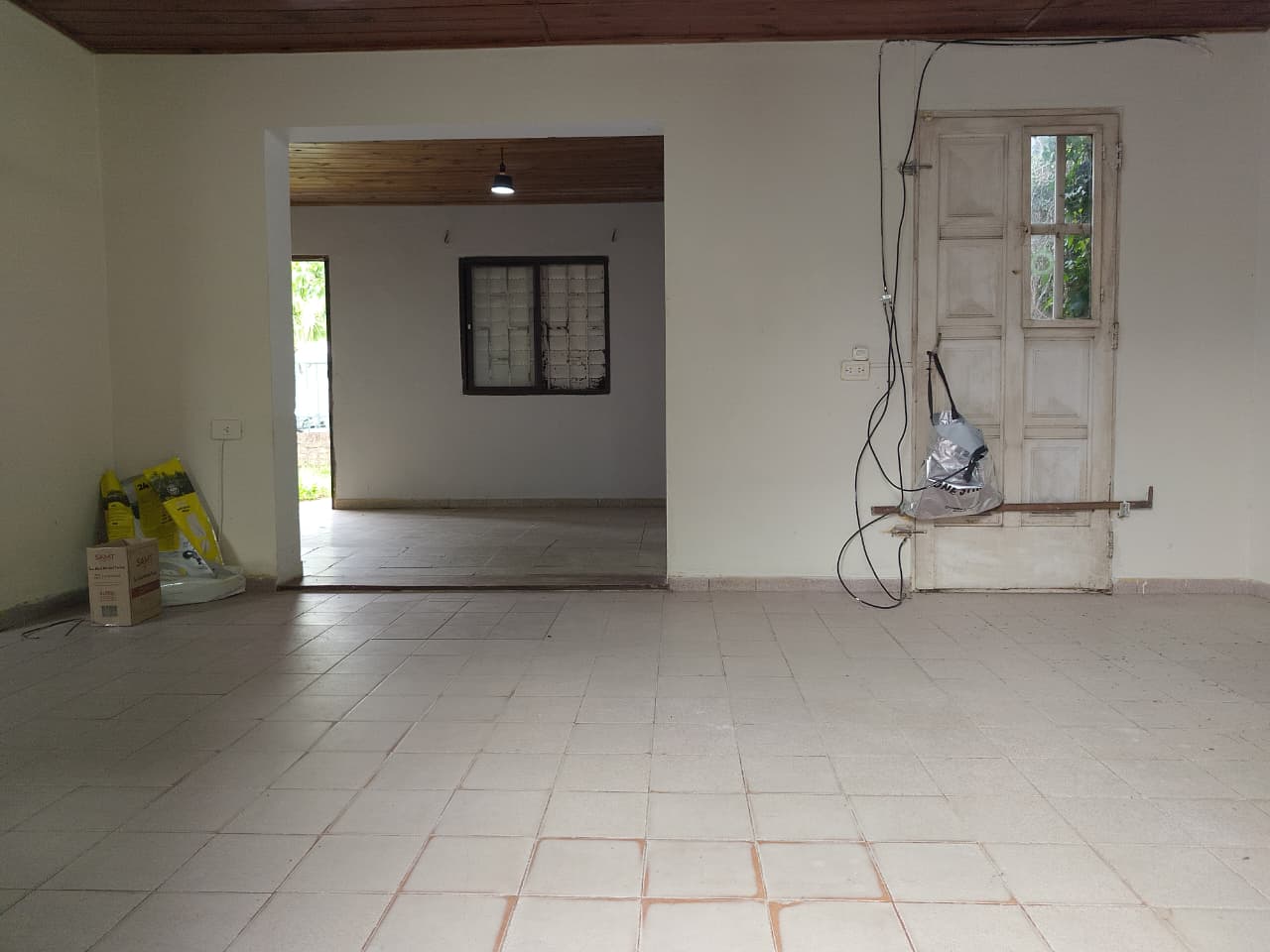 Imagen de la propiedad CASA ESQUINA EN VENTA - PARANA