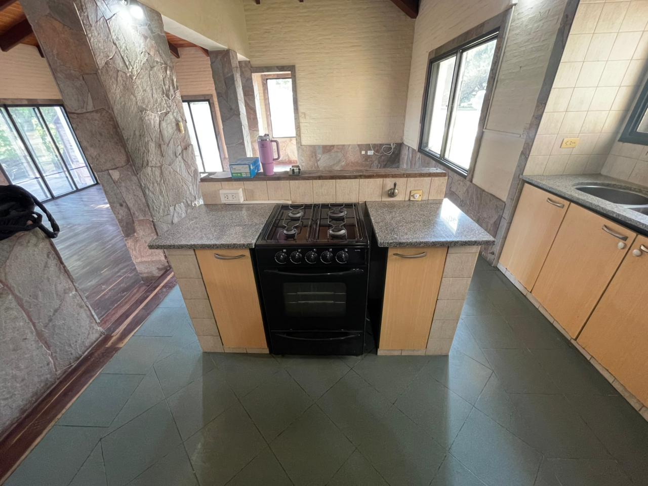 Imagen de la propiedad CASA EN VENTA - COLINA DEL GOLF