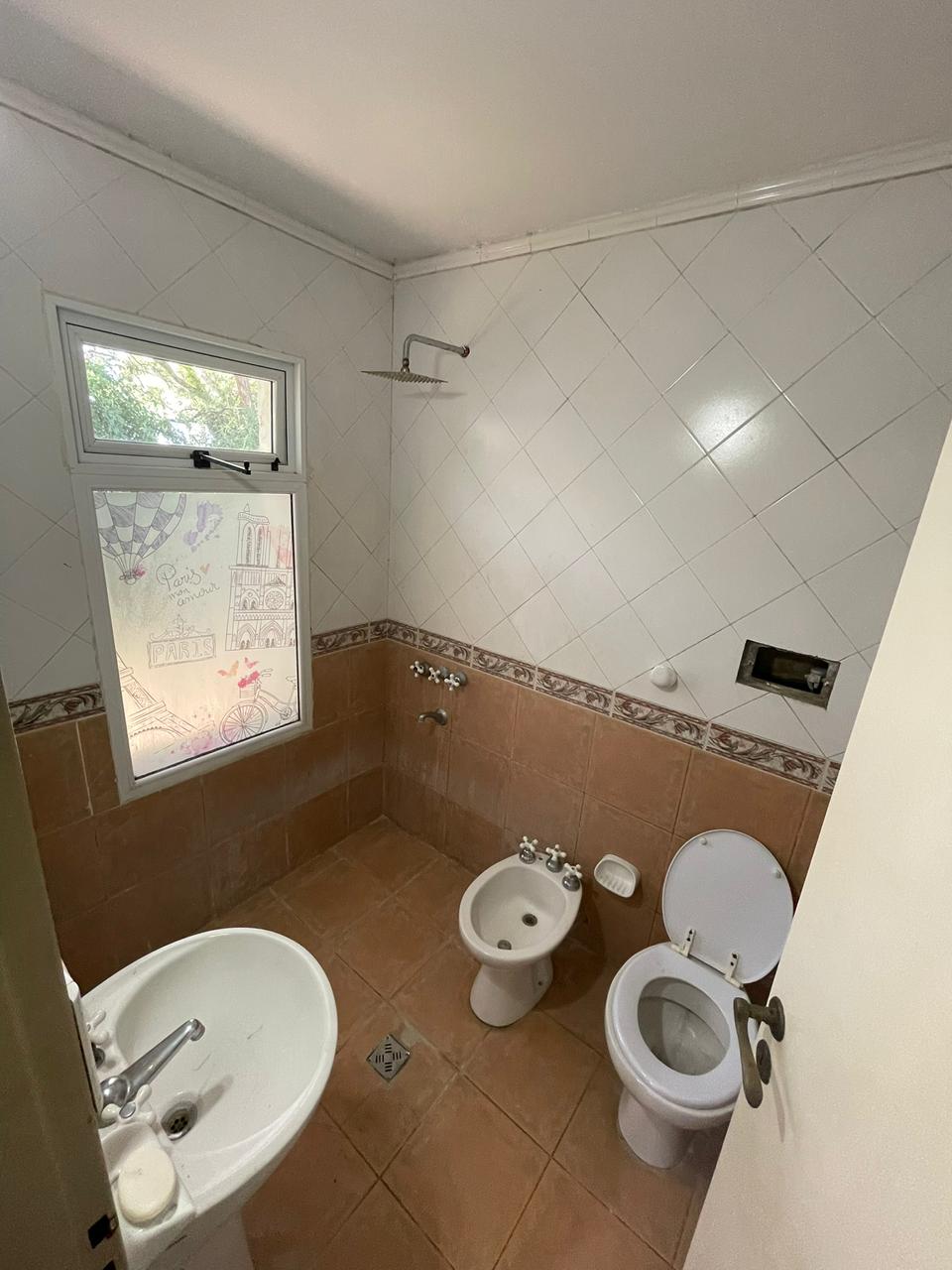 Imagen de la propiedad CASA EN VENTA - COLINA DEL GOLF