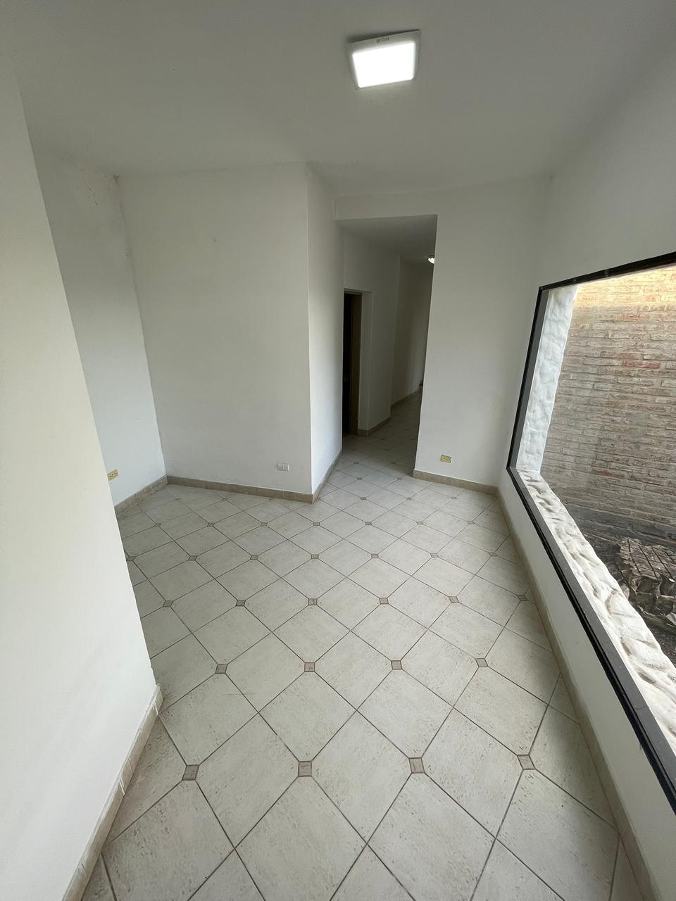 Imagen de la propiedad CASA EN VENTA - COLINA DEL GOLF