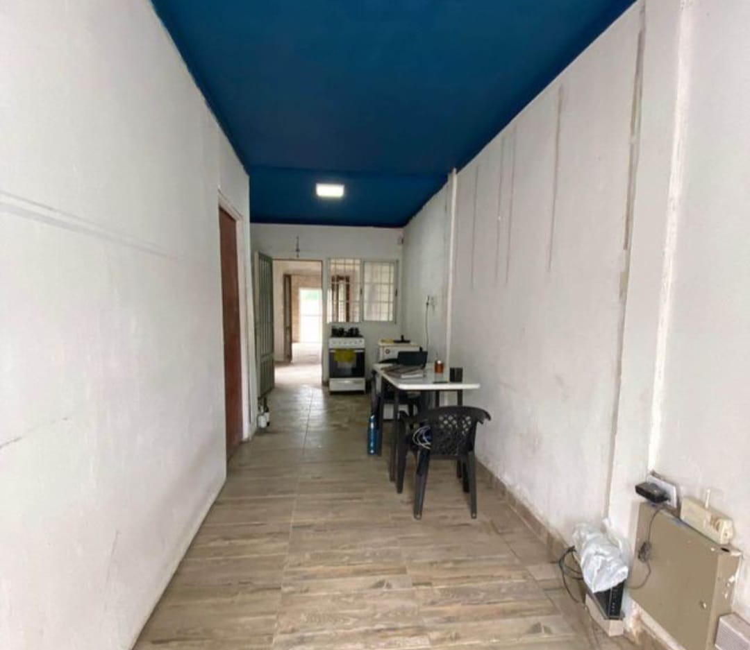 Imagen de la propiedad VENTA CASA A REFACCIONAR