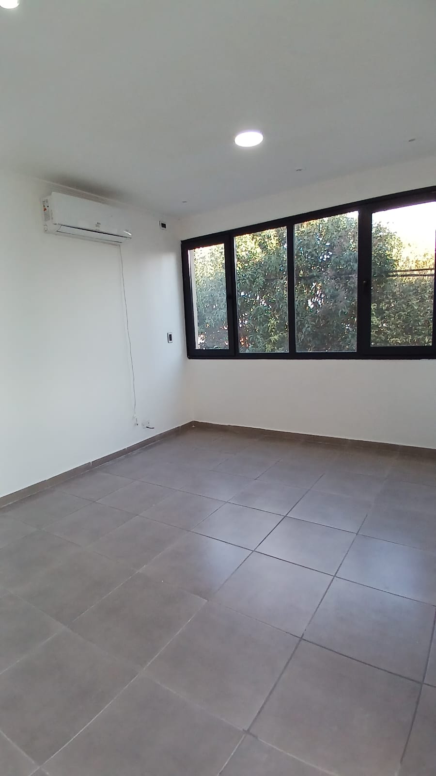 Imagen de la propiedad CASA EN VENTA 3 DORMITORIOS 