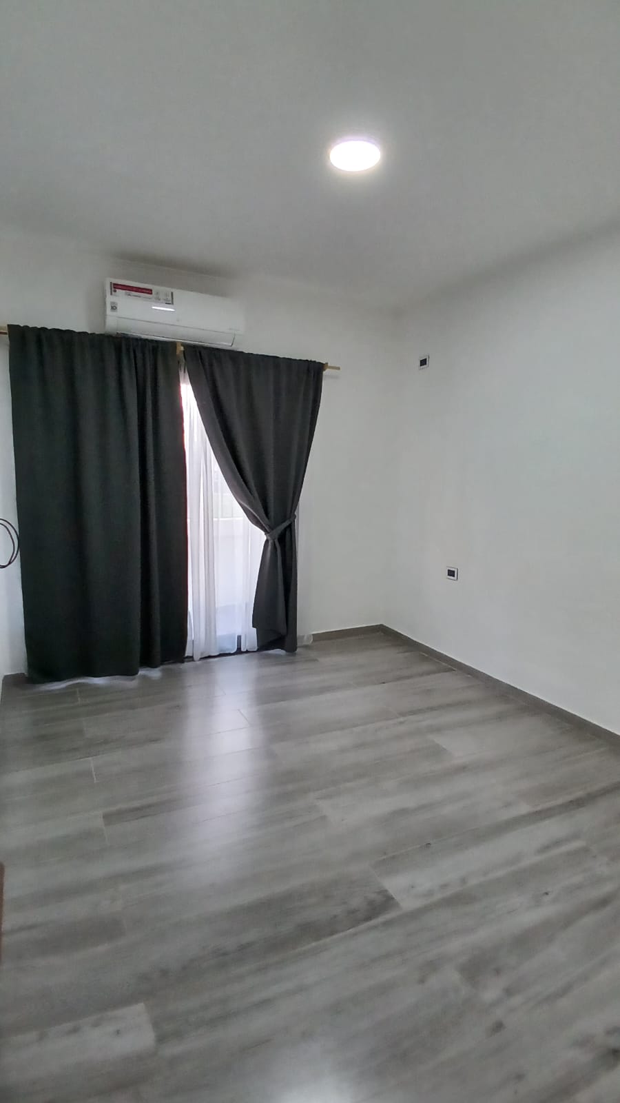 Imagen de la propiedad CASA EN VENTA 3 DORMITORIOS 