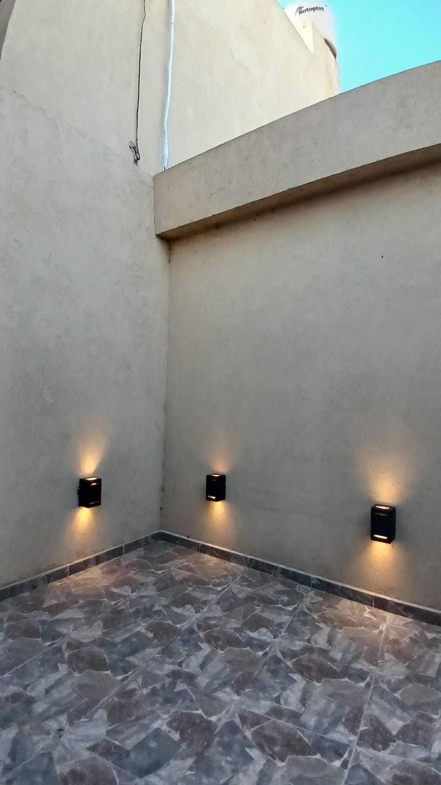 Imagen de la propiedad CASA EN VENTA 3 DORMITORIOS 