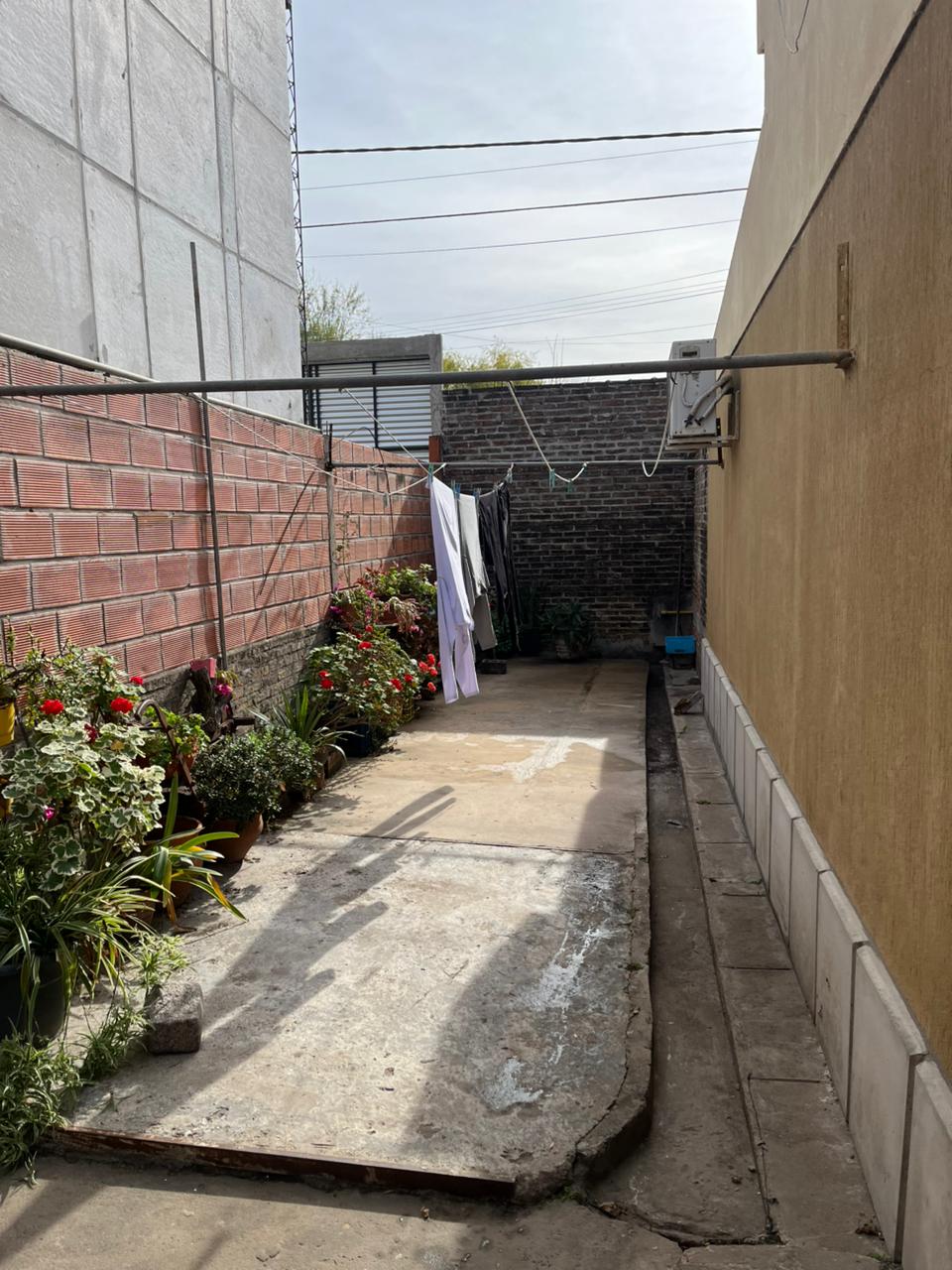 Imagen de la propiedad CASA + LOCAL COMERCIAL EN VENTA