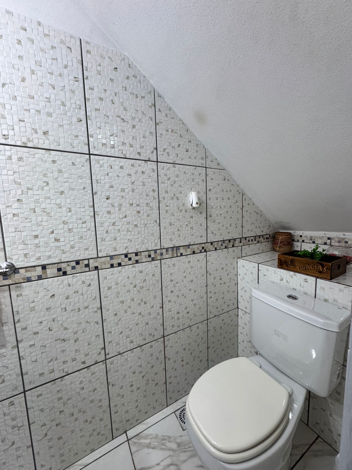 Imagen de la propiedad CASA EN VENTA - ACCESO NORTE