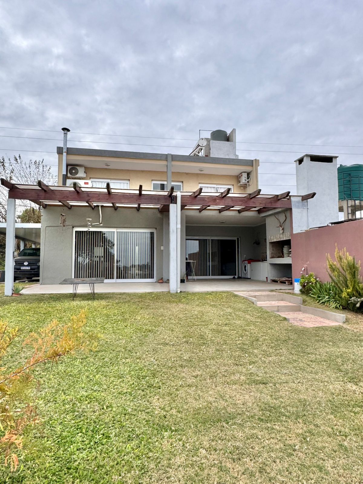 Imagen de la propiedad CASA EN VENTA - ACCESO NORTE
