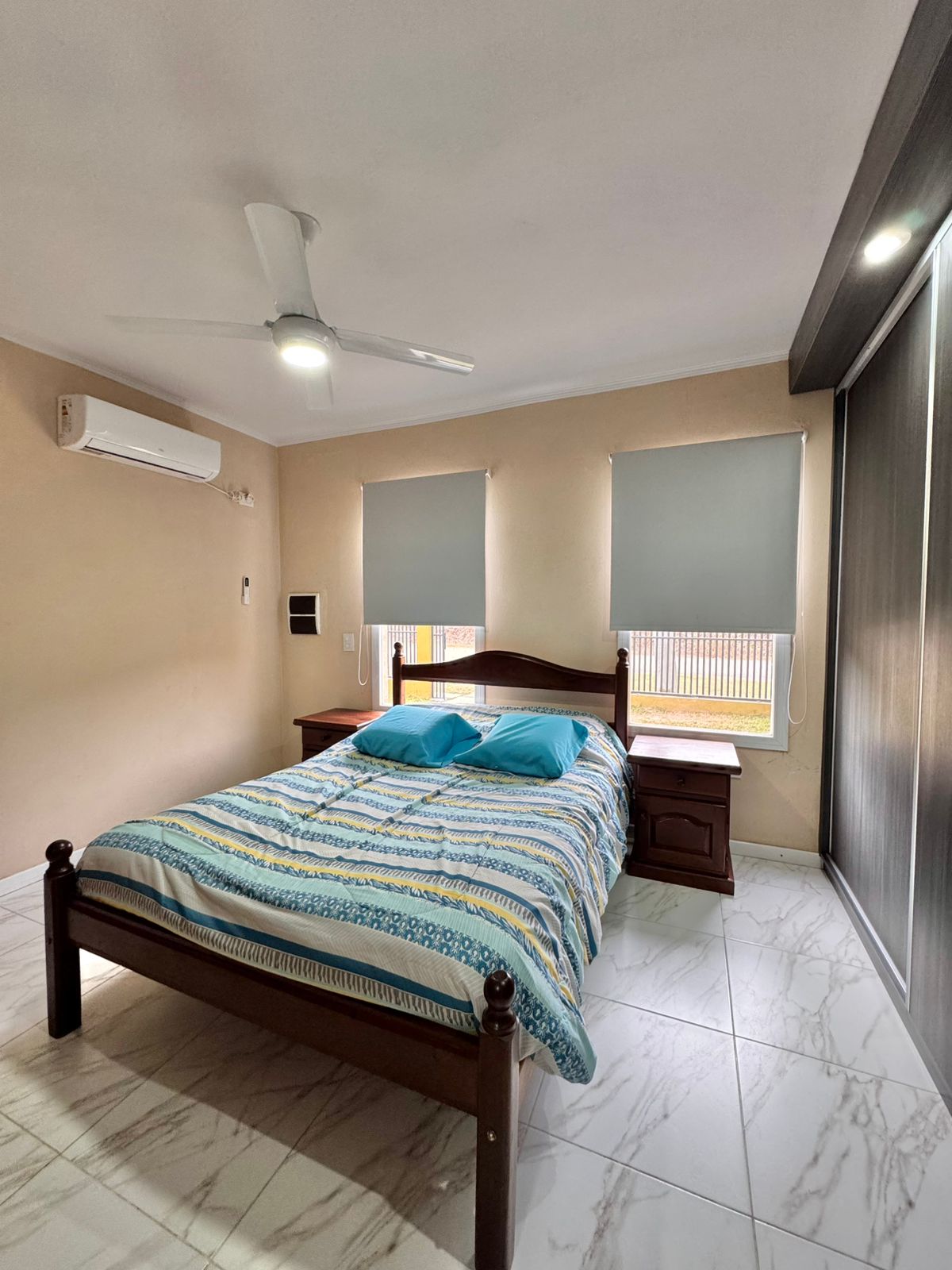 Imagen de la propiedad CASA EN VENTA - ACCESO NORTE