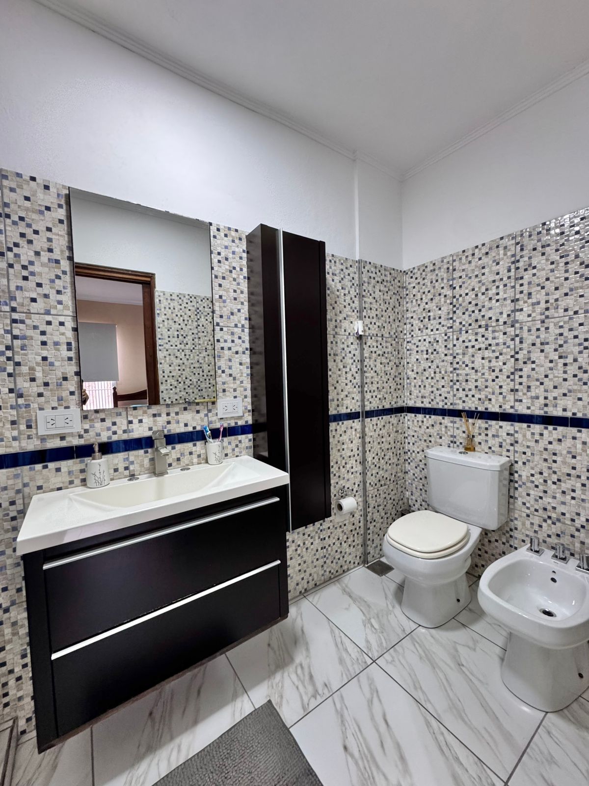 Imagen de la propiedad CASA EN VENTA - ACCESO NORTE