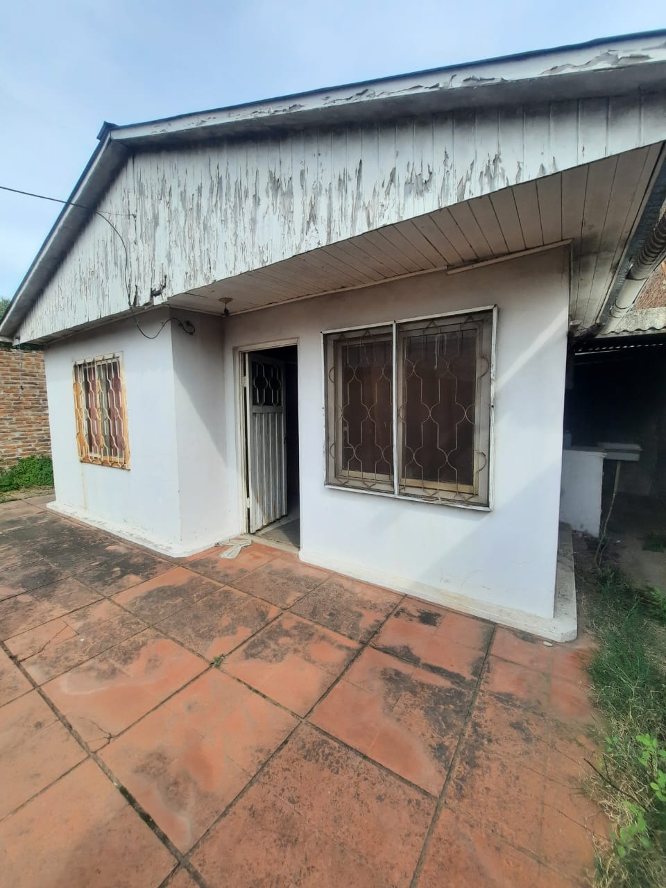 Imagen de la propiedad CASA EN VENTA (APTA CREDITO)